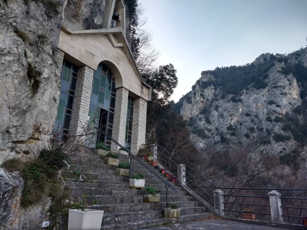 12 – Santuario della Madonna della&nbsp;Grotta